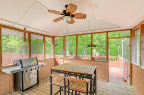 Cozy Hermitage Home with Deck 11 Mi to Nashville!